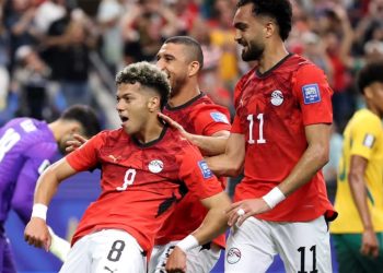 إمام عاشور يمنح مصر صدارة مبكرة أمام أستراليا في كأس العالم