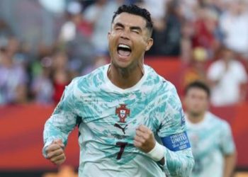 البرتغال تنجو من فخ كرواتيا وتحسم بطاقة العبور