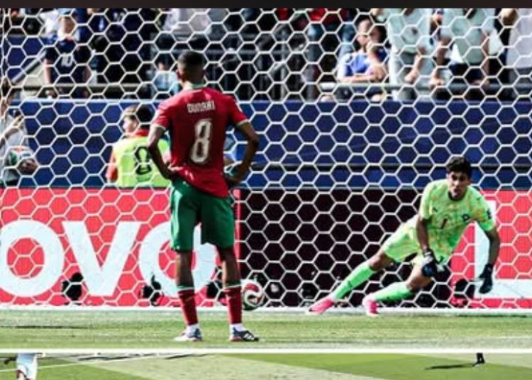 رقم استثنائي لياسين بونو.. الحارس المغربي يواصل كتابة التاريخ في كأس العالم