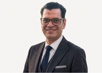 الصحفي والناقد الرياضي كمال سعد