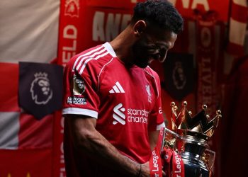 محمد صلاح يتوصل لاتفاق شفهي مع بشكتاش التركي|اعرف التفاصيل