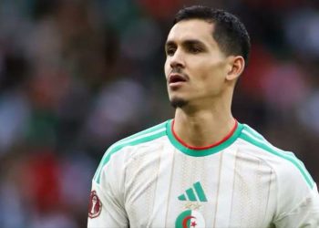 عيسى ماندي يعلن اعتزاله اللعب الدولي مع منتخب الجزائر