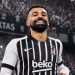 بشكتاش يكشف أسباب الانسحاب من مفاوضات محمد صلاح ويهاجم وكيله