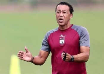 بوبيستا يشترط الاستمرار مع منتخب الرأس الأخضر للموافقة على تدريب نهضة بركان