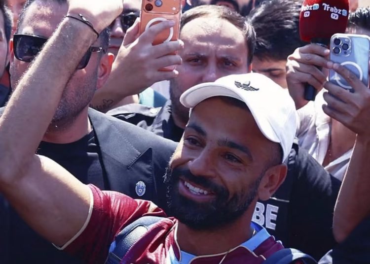 محمد صلاح بين الأعلى دخلًا في عالم كرة القدم قبل انطلاق تجربته مع طرابزون سبور