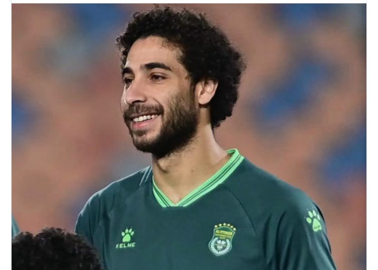 زد يقترب من ضم محمود عماد من البنك الأهلي