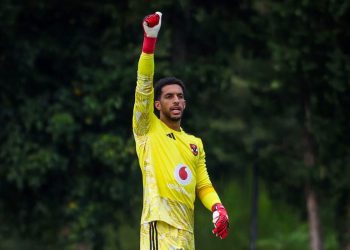 الأهلي يرفض عرضًا من كومو الإيطالي لضم مصطفى شوبير