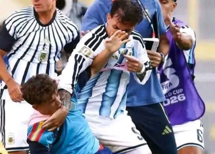 عقوبات الفيفا تطال لاعبين ومسؤولين بعد أحداث نهائي كأس العالم 2026