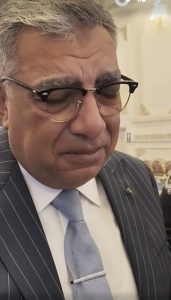 بكاء محافظ الدقهلية المحترم