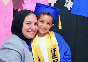 أسرة أحمد إبراهيم مدكور احتفلت به  ويبدأ مرحلة جديدة