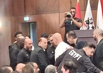 حسام حسن وشوقي غريب في اجتماع أبو ريدة مع لاعبي منتخبات الأعمار السنية