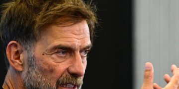 كلوب يشيد بتألق محمد صلاح ويؤكد: لا تشكوا فيه.. يستطيع فعل أي شيء
