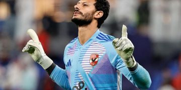 الأهلي يجهز عرضًا جديدًا لتجديد عقد محمد الشناوي