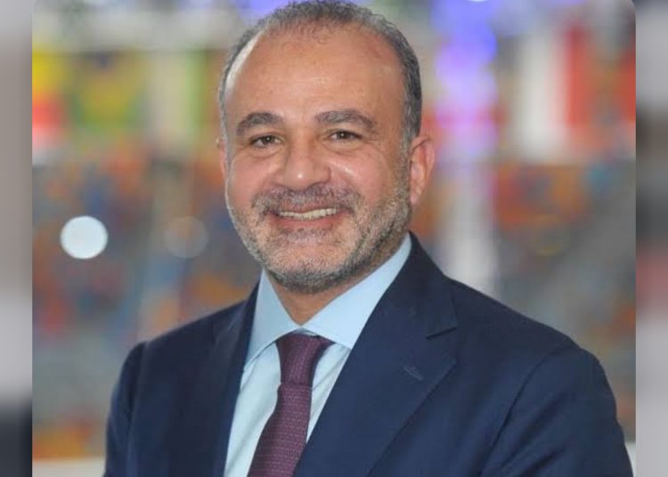 إشادة بموقف عبد المنعم الحسيني بعد إعلانه مساندة لاعب سيف المبارزة