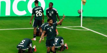 عرض سعودي ساحر يقصي العراق.. وعمان يقلبها على الكويت