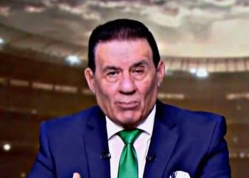 مدحت شلبي ينتقد حسام حسن بسبب زيزو ويشيد بقيمة محمد صلاح