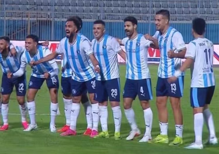بيراميدز يوجه رسالة تحذير للجميع برباعية في شباك سيراميكا.. موكوينا يفرض شخصيته