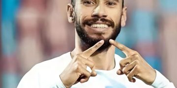 ناصر ماهر يضرب مثالًا في الوفاء