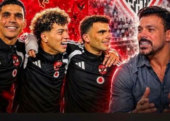 عمرو زكي ينتقد تصرفات إمام عاشور بعد القمة: الزمالك له فضل كبير عليك