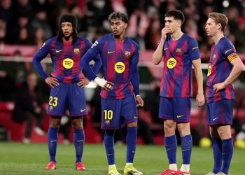 لاعبو برشلونة قبل مواجهة ألافيس في الدوري الإسباني