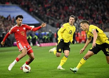 دورتموند يخطف تعادلًا قاتلًا من بايرن ميونخ في كلاسيكو الدوري الألماني