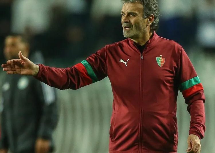 التونسي خالد بن يحيى مدرب مولودية الجزائر