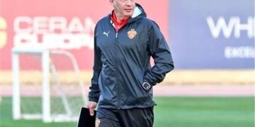 جراديشار في الهجوم.. علي ماهر يعلن تشكيل سيراميكا لمواجهة زد