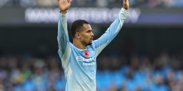 برايتون يُسقط مانشستر سيتي في الاتحاد ويشعل صراع صدارة الدوري الإنجليزي
