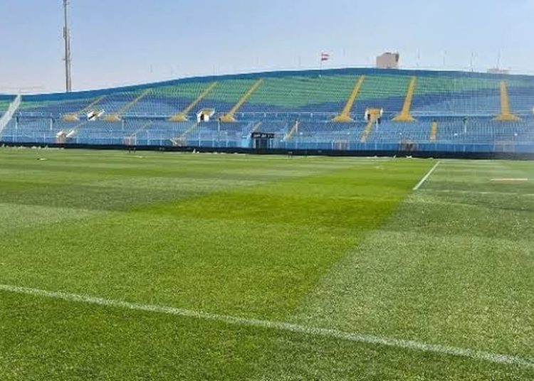 استاد كرة قدم