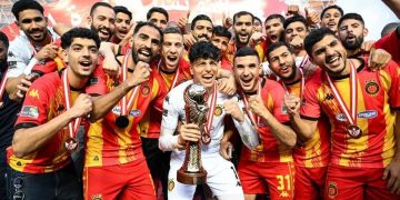 لاعبو الترجي الرياضي خلال الاحتفال بلقب