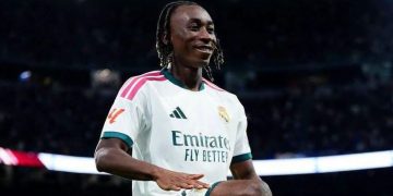 يان ديوماندي لاعب ريال مدريد