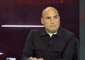 دونجا يصف شيكو بانزا بالعشوائي ويطالب معتمد جمال بمنح محمد حمد الثقة