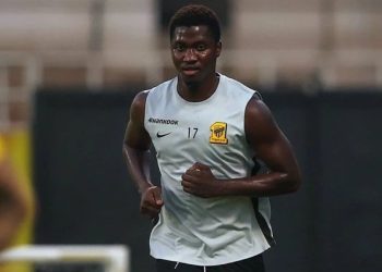 محمدو دومبيا لاعب الاتحاد