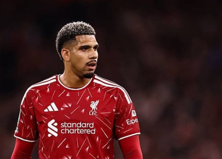 وكيل أراوخو: اللاعب مرتاح في ليفربول والحديث عن البقاء النهائي سابق لأوانه