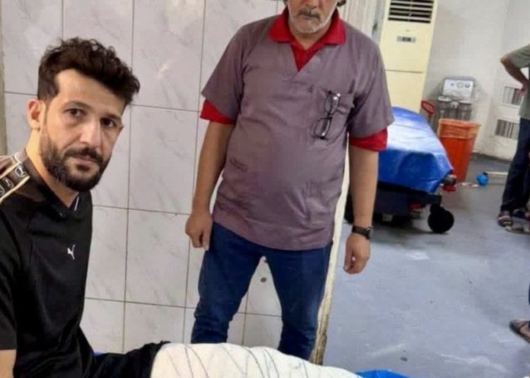 سعد ناطق يتعرض لكسر في الساق ويشن هجومًا عنيفًا على أرضية ملعب المدينة