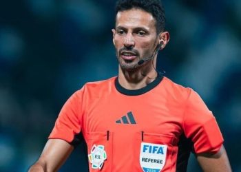 ماجد الشمراني يقود تحكيميًا كلاسيكو الشباب والأهلي في دوري روشن