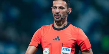 ماجد الشمراني يقود تحكيميًا كلاسيكو الشباب والأهلي في دوري روشن