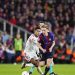 لاعبو برشلونة وريال مدريد خلال مباراة الكلاسيكو