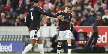لاعبا ليفربول