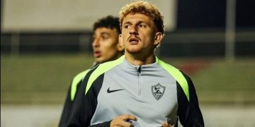 رسالة خاصة للفرنسي.. ومعتمد يفتح باب الفرصة
