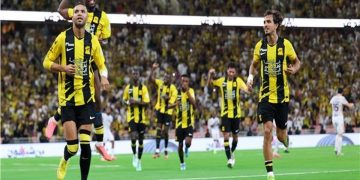 احتفال لاعبي اتحاد جدة