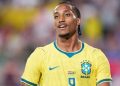 جواو بيدرو بقميص منتخب البرازيل