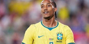 جواو بيدرو بقميص منتخب البرازيل