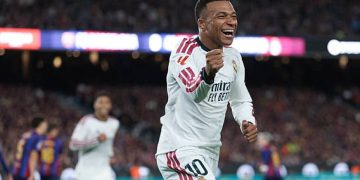 كيليان مبابي لاعب ريال مدريد