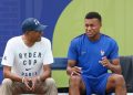 كيليان مبابي بقميص منتخب فرنسا