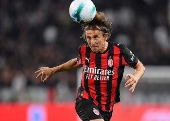 لوكا مودريتش لاعب ميلان