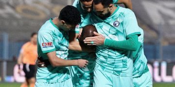 لاعبو بيراميدز يحتفلون بالفوز على وادي دجلة