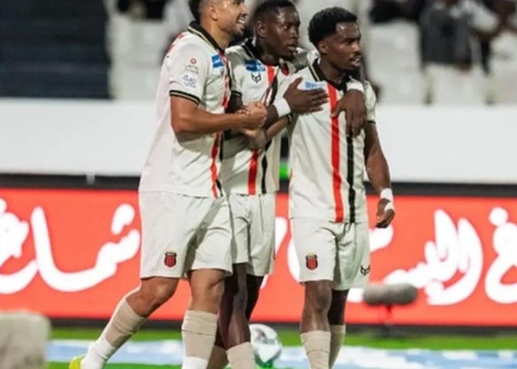 محمود تريزيجيه لاعب الرياض السعودي