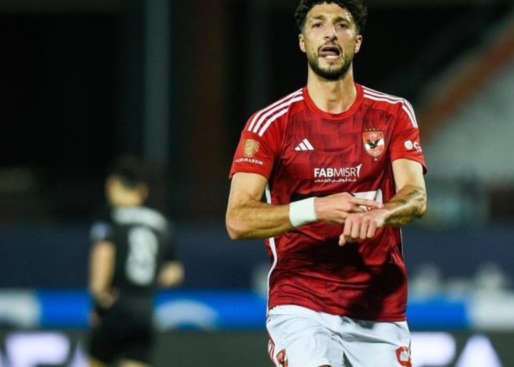 وسام أبو علي لاعب الأهلي
