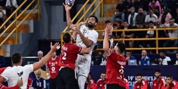 لقطة من مباراة كرة يد